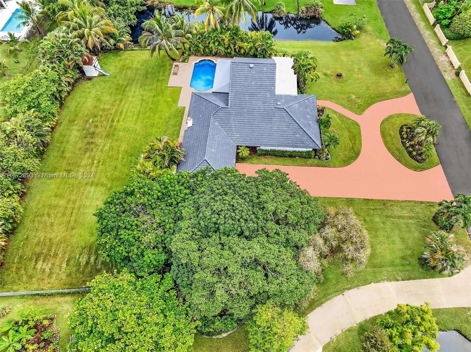 Real estate property located at 11965 15th Ct, Broward, FLA FRUIT LANDS CO SUB NO, Davie, FL