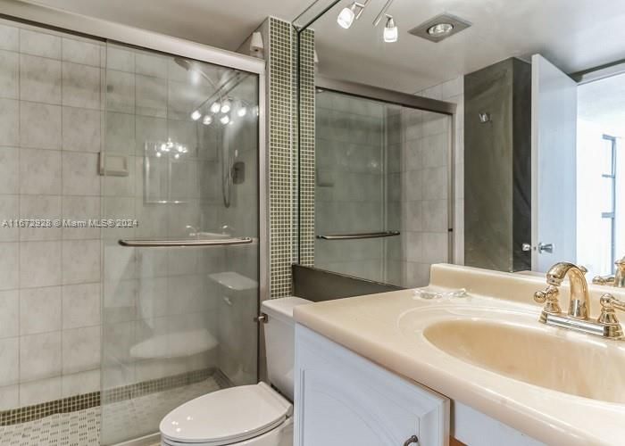 Real estate property located at 20225 34th Ct #2012, Miami-dade, Delvista Towers Condo, Aventura, FL