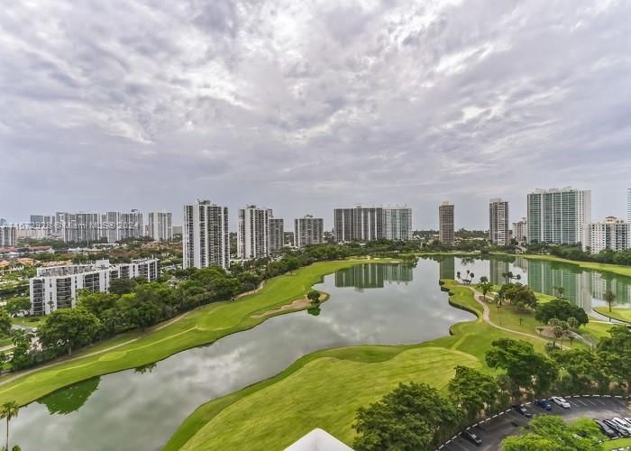 Real estate property located at 20225 34th Ct #2012, Miami-dade, Delvista Towers Condo, Aventura, FL