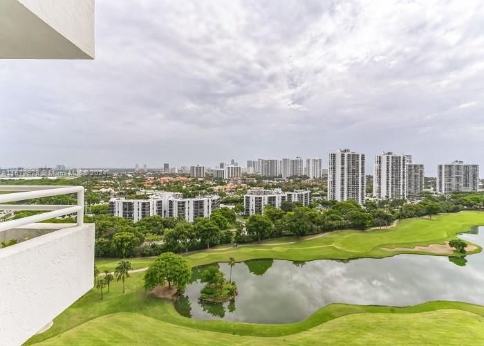 Real estate property located at 20225 34th Ct #2012, Miami-dade, Delvista Towers Condo, Aventura, FL