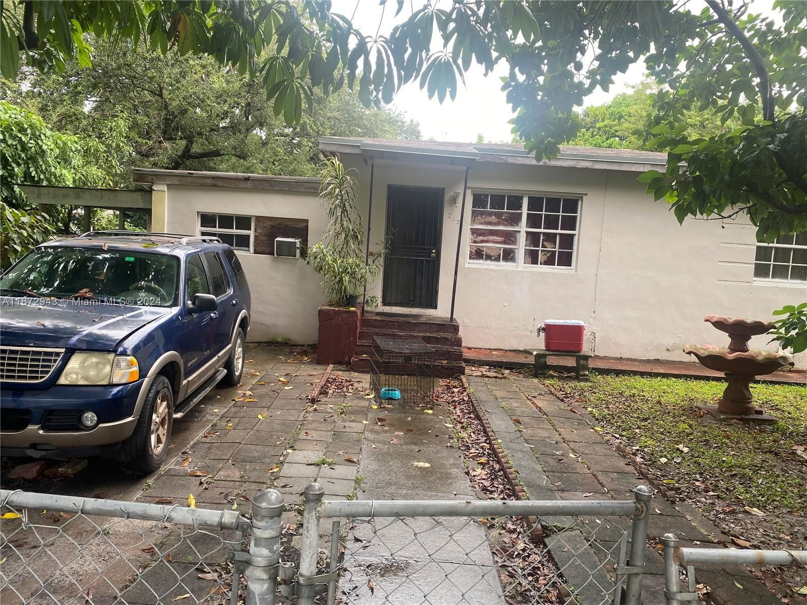 Real estate property located at 215 117th St, Miami-Dade, JEFFREY HEIGHTS, Miami, FL