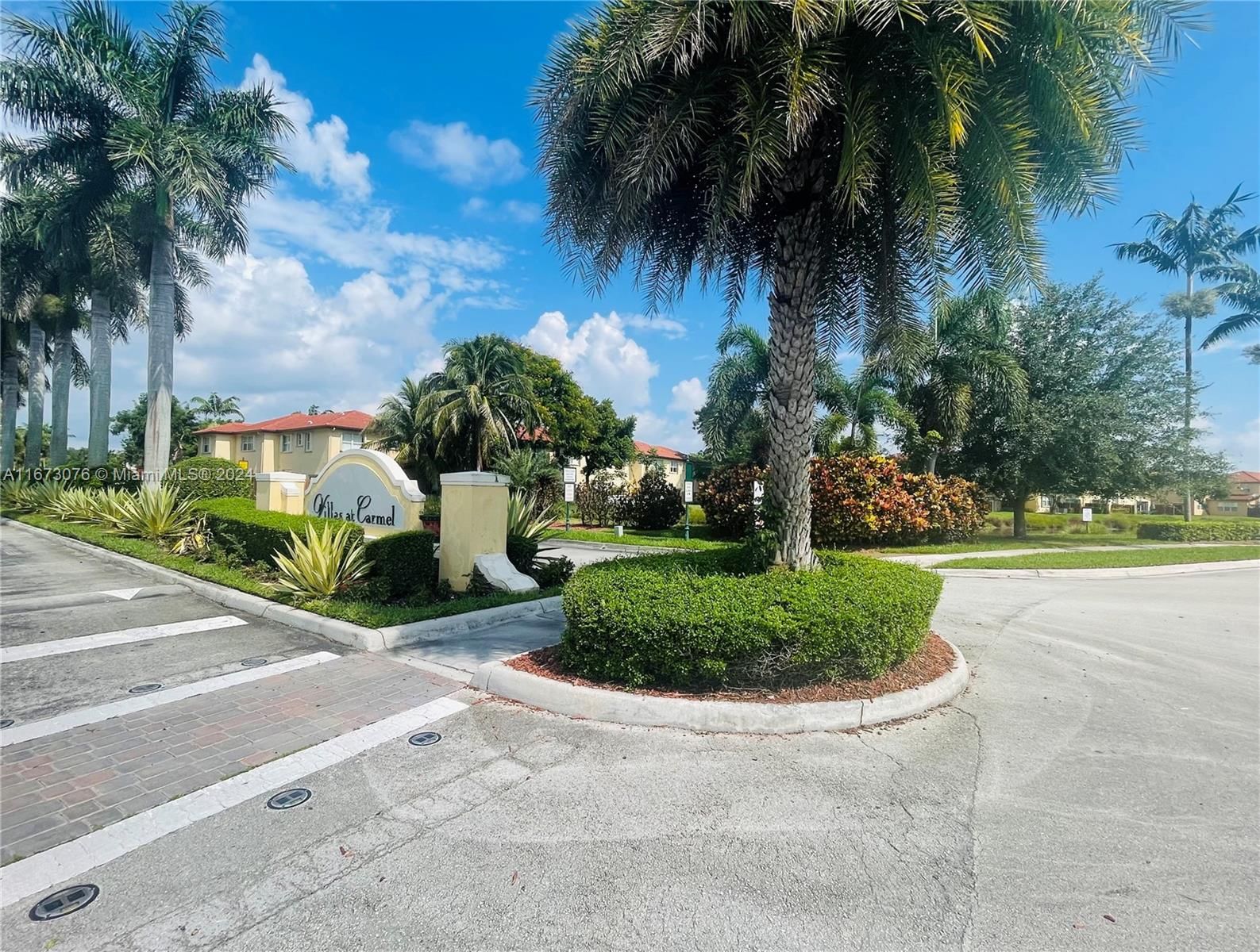 Real estate property located at 3350 13th Cir Dr #110-21, Miami-Dade, VILLAS AT CARMEL CONDO NO, Homestead, FL