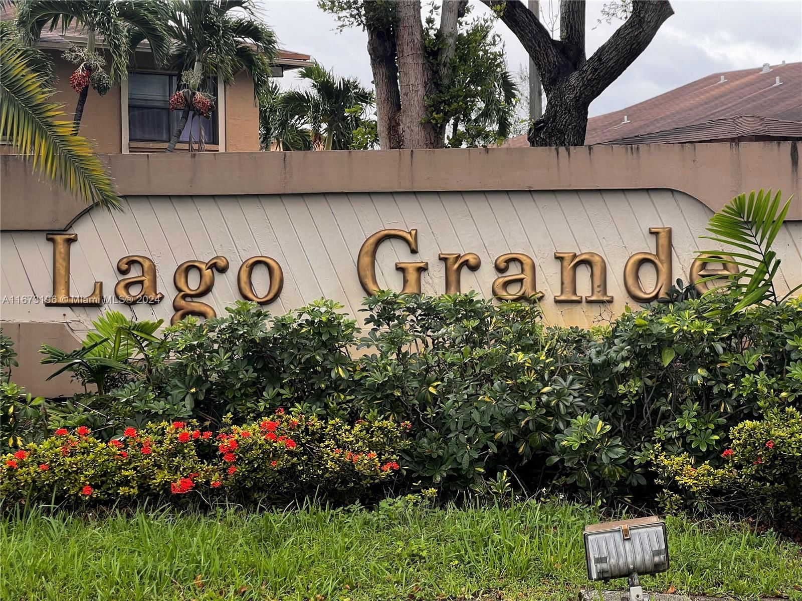 Real estate property located at 6480 27th Ct #22-54, Miami-Dade, LAGO GRANDE CONDO THREE C, Hialeah, FL