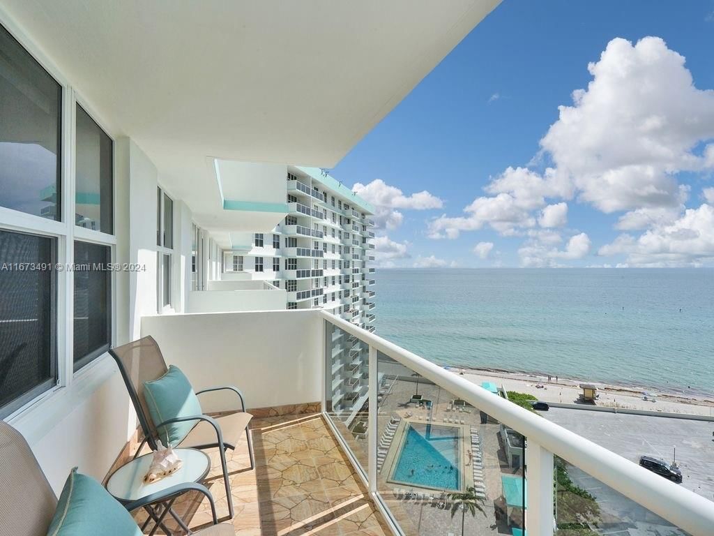 Real estate property located at 3725 Ocean Dr #1216, Broward, SEA AIR TOWERS CONDO, Hollywood, FL