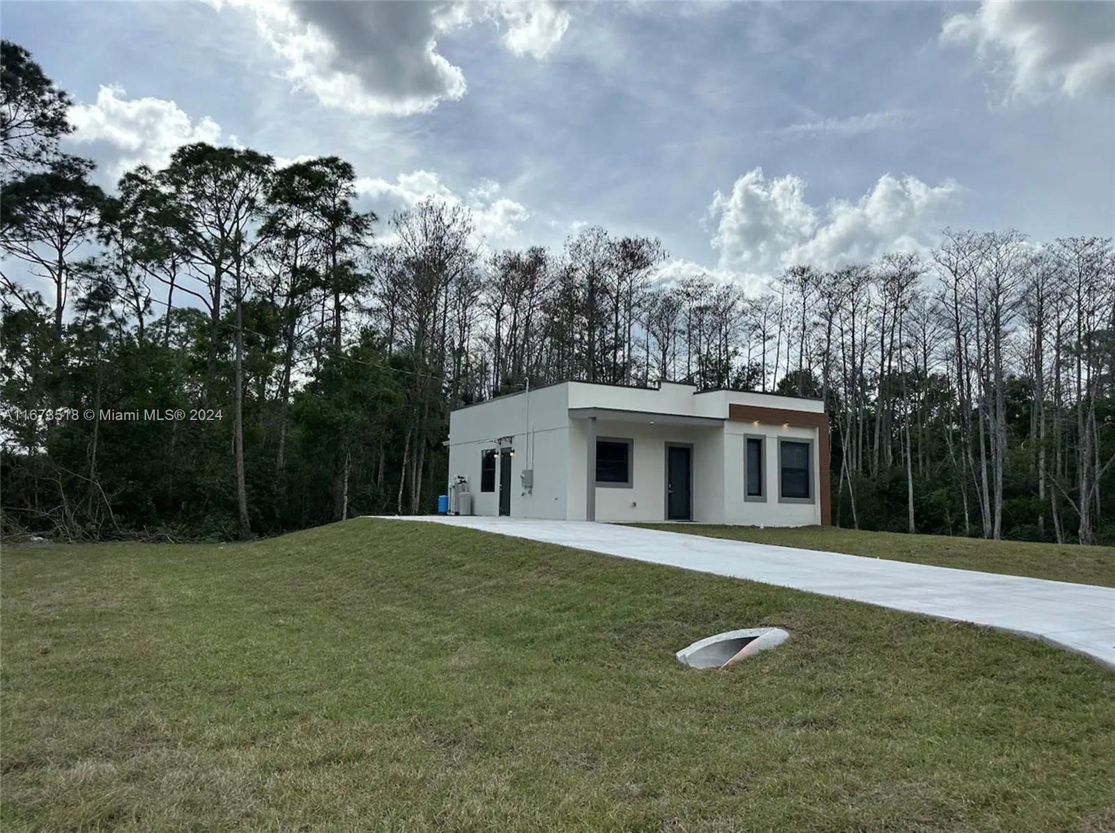 Real estate property located at 5005 Gramercy Rd, Other, PORT LABELLE, Other City - In The State Of Florida, FL