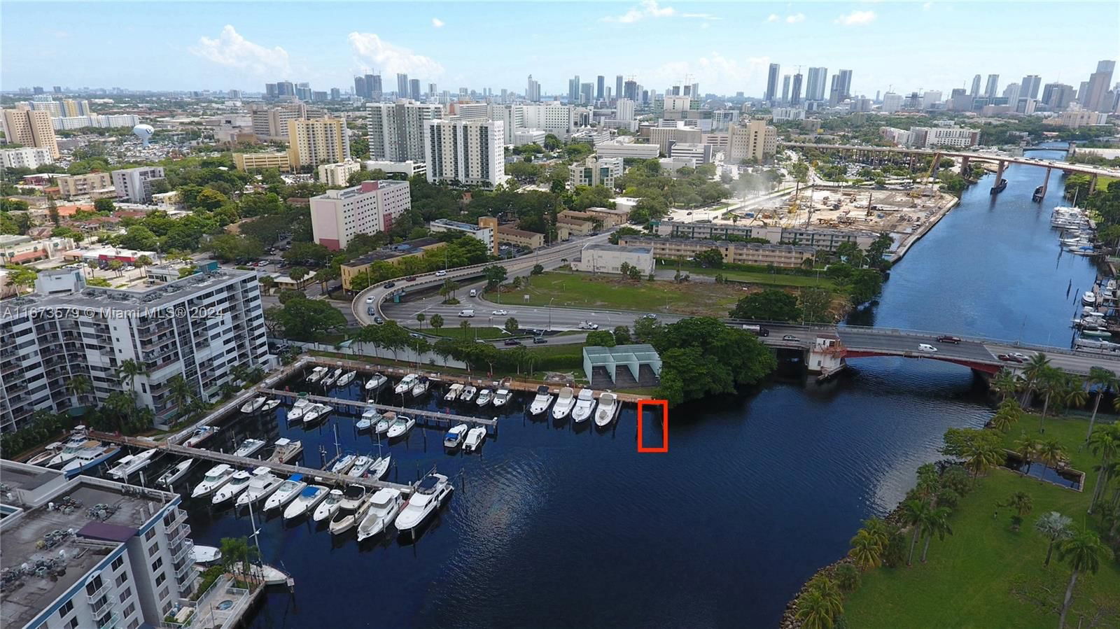 Real estate property located at 1700 North River Dr, Miami-Dade, RIVER RUN YACHT CLUB COND, Miami, FL