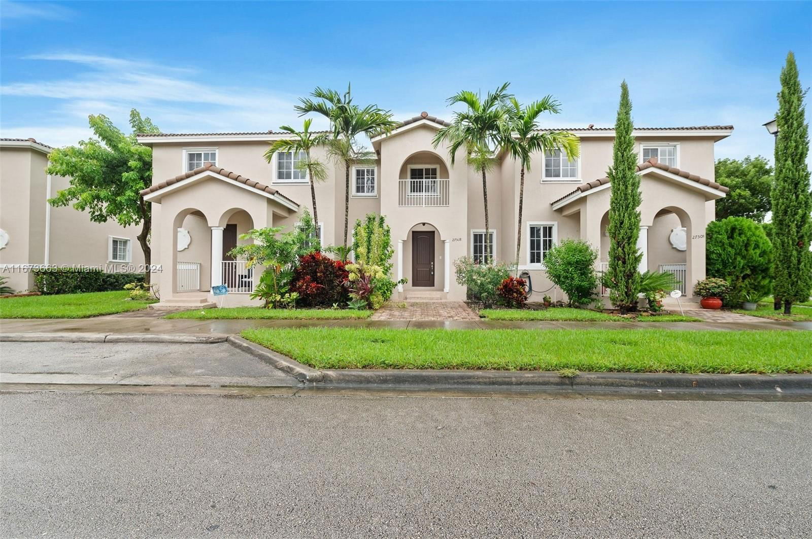 Real estate property located at 27518 143rd Ave, Miami-Dade, MANDARIN LAKES, Homestead, FL