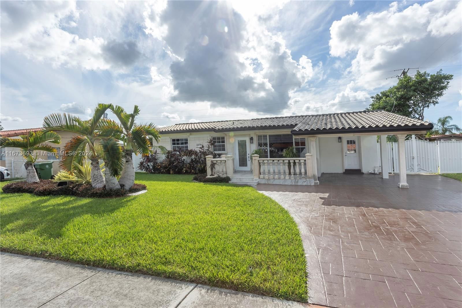 Real estate property located at 5470 9th Ln, Miami-Dade, PALM SPRINGS 5TH ADDN SEC, Hialeah, FL