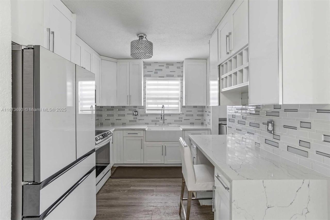 Real estate property located at 5470 9th Ln, Miami-dade, Palm Springs 5th Addn Sec, Hialeah, FL