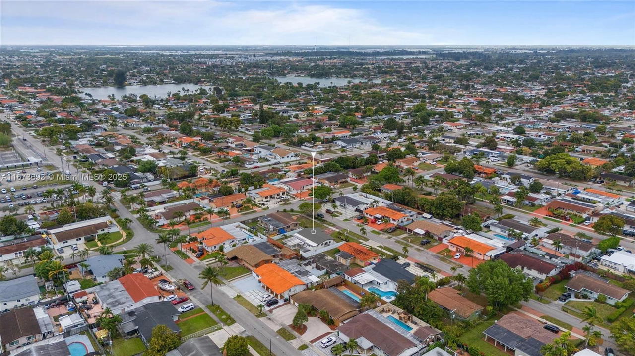 Real estate property located at 5470 9th Ln, Miami-dade, Palm Springs 5th Addn Sec, Hialeah, FL