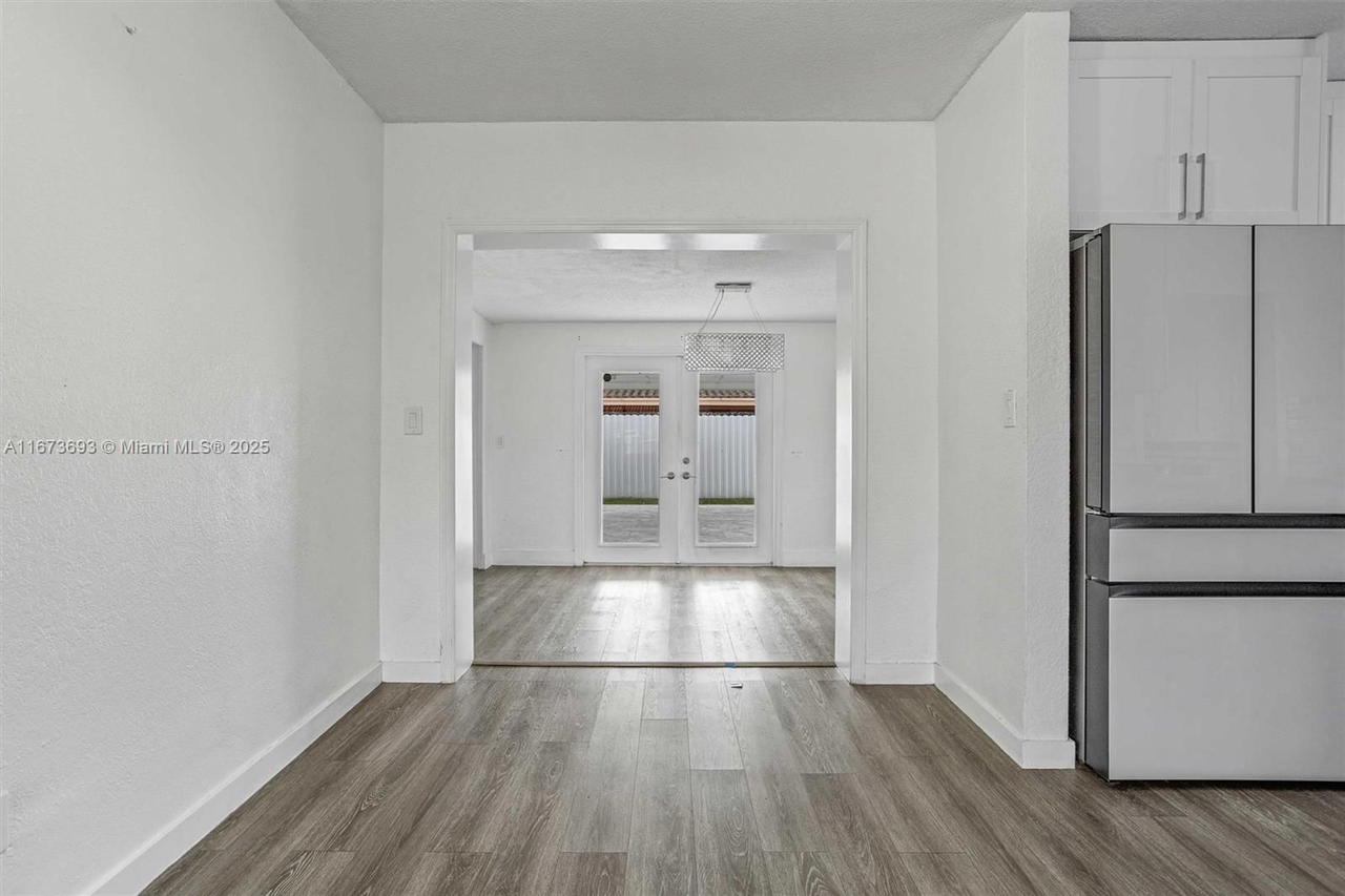 Real estate property located at 5470 9th Ln, Miami-dade, Palm Springs 5th Addn Sec, Hialeah, FL
