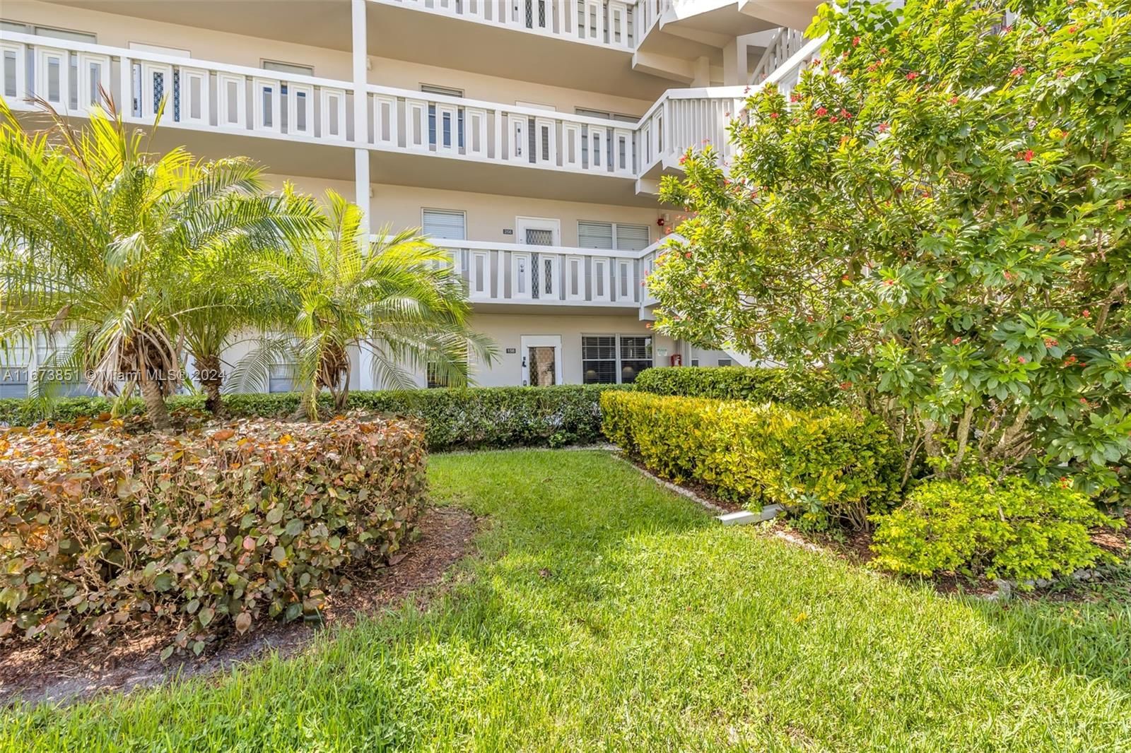 Real estate property located at 156 Grantham E #156, Broward, Grantham E Condo, Deerfield Beach, FL