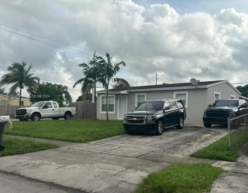 Real estate property located at 641 69th Way, Broward, BOULEVARD HEIGHTS SEC 3, Hollywood, FL