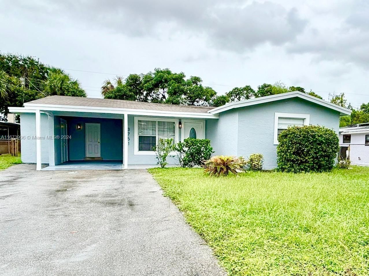 Real estate property located at 3751 8th St, Broward, PLAZA ESTATES 3RD SEC, Lauderhill, FL