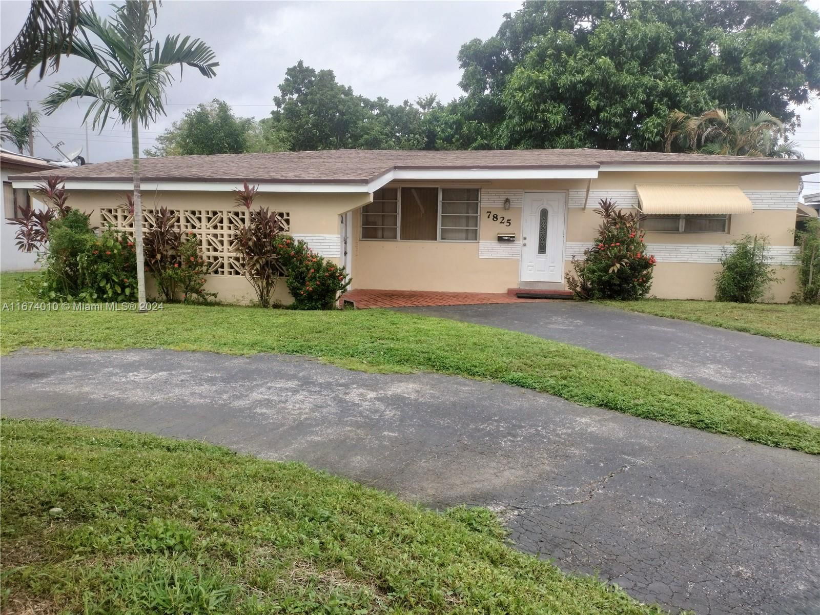 Real estate property located at 7825 Granada Blvd, Broward, MIRAMAR SEC 10, Miramar, FL