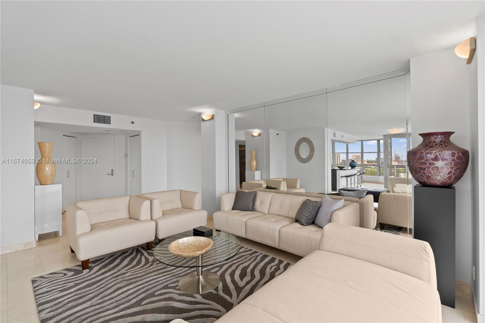 Real estate property located at 3600 Mystic Pointe Dr #1606, Miami-dade, Mystic Pointe Condo No On, Aventura, FL