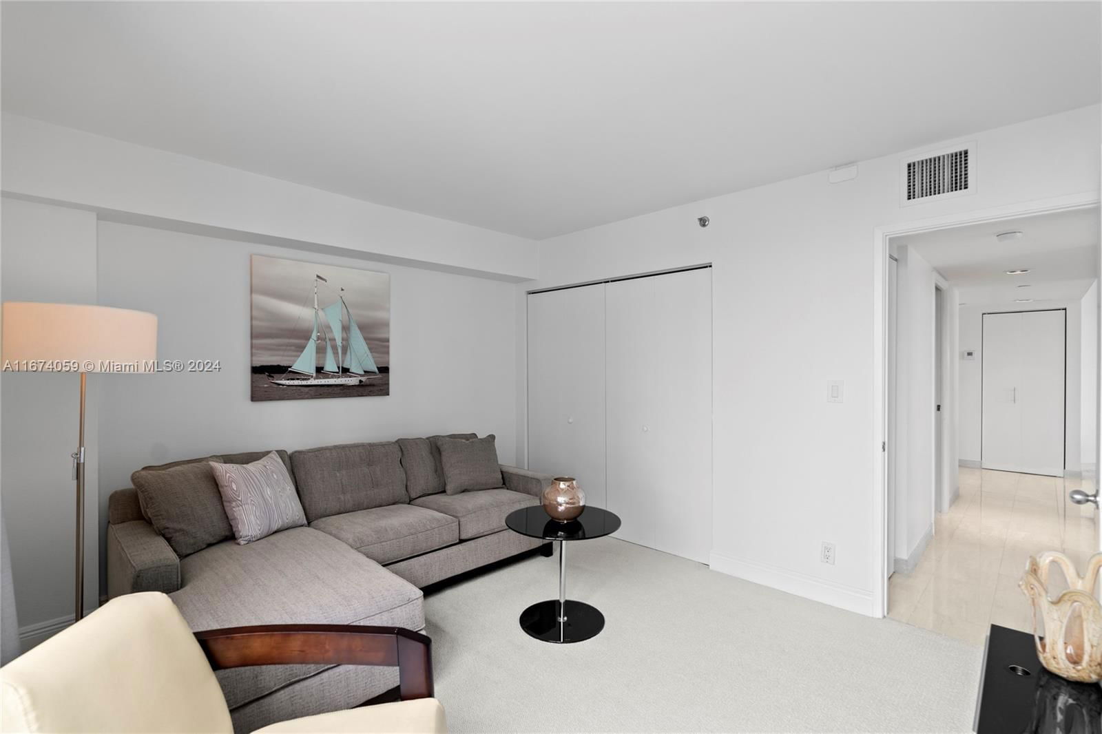 Real estate property located at 3600 Mystic Pointe Dr #1606, Miami-dade, Mystic Pointe Condo No On, Aventura, FL