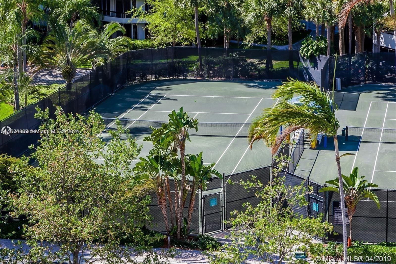 Real estate property located at 3600 Mystic Pointe Dr #1606, Miami-dade, Mystic Pointe Condo No On, Aventura, FL