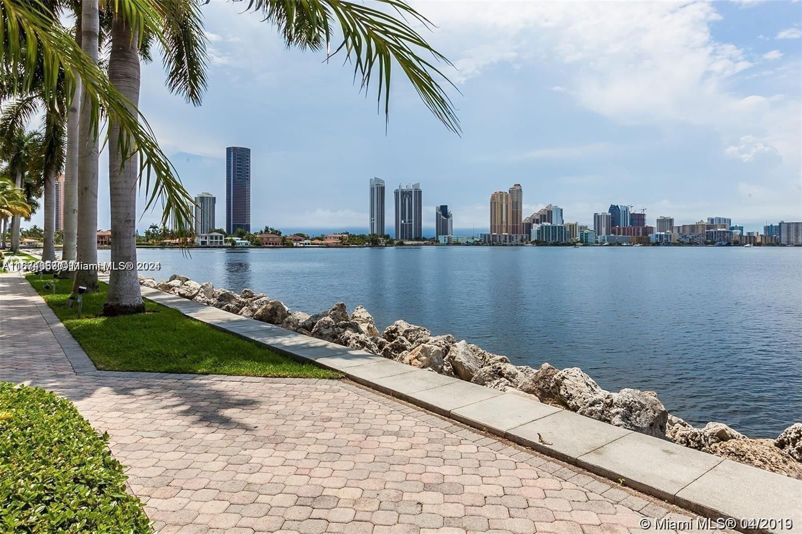 Real estate property located at 3600 Mystic Pointe Dr #1606, Miami-dade, Mystic Pointe Condo No On, Aventura, FL