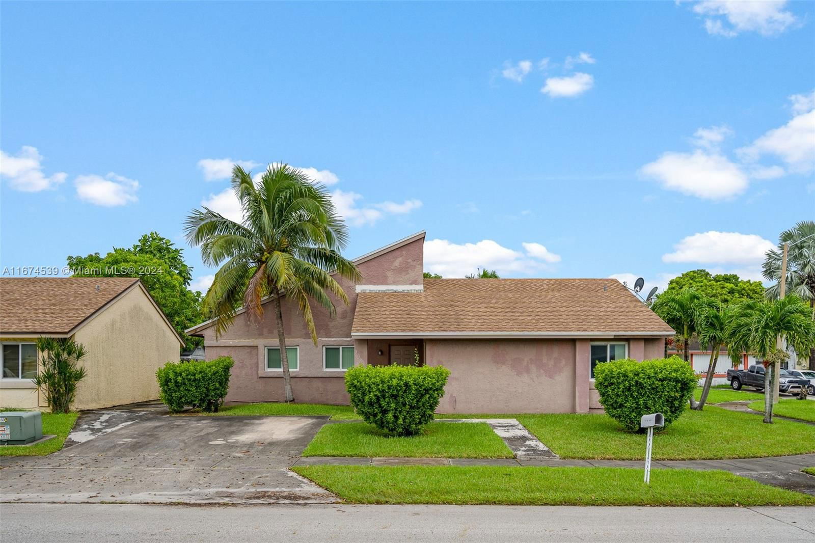 Real estate property located at 20822 123rd Ct, Miami-Dade, OAK PARK SEC 5, Miami, FL