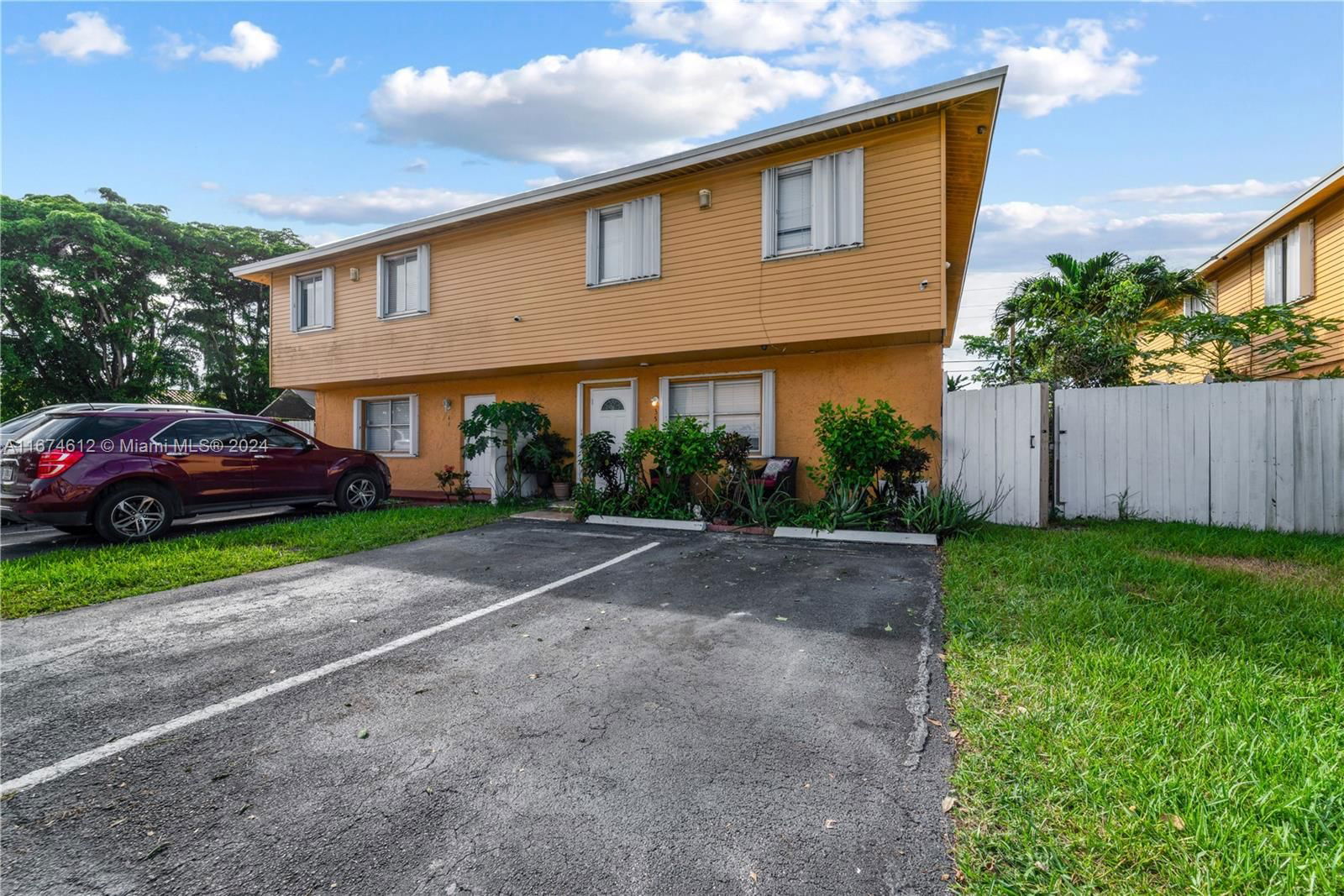 Real estate property located at 35 12th Ave #35, Miami-Dade, SEAGRAPE VILLAGE CONDO, Homestead, FL