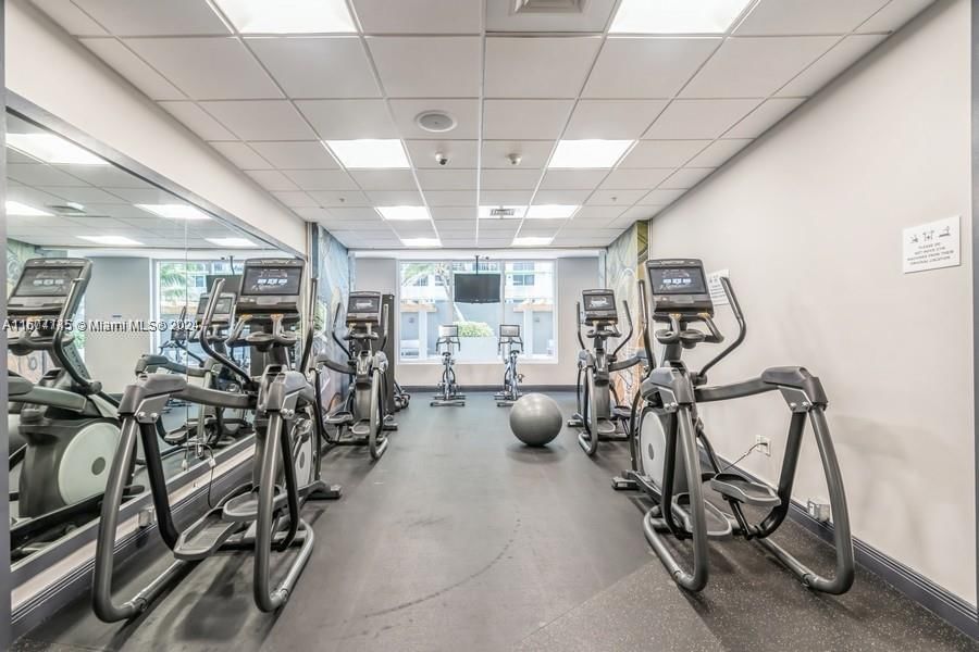 Real estate property located at 1750 Bayshore Dr #2102, Miami-dade, Opera Tower Condo, Miami, FL