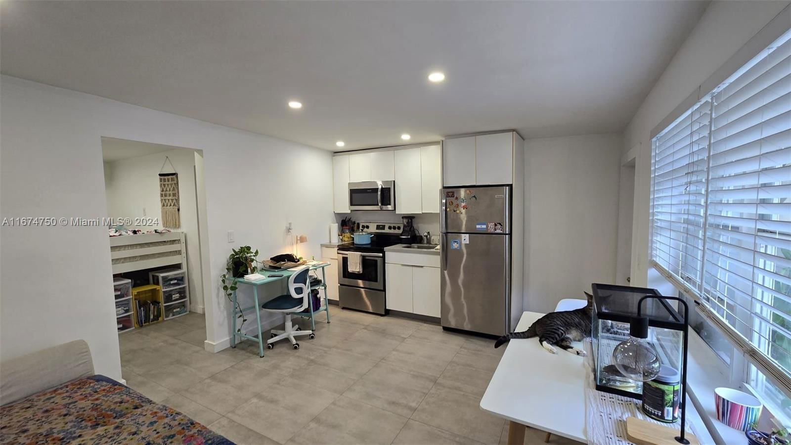 Real estate property located at 345 Michigan Ave #23, Miami-dade, Beach Manor Condo, Miami Beach, FL