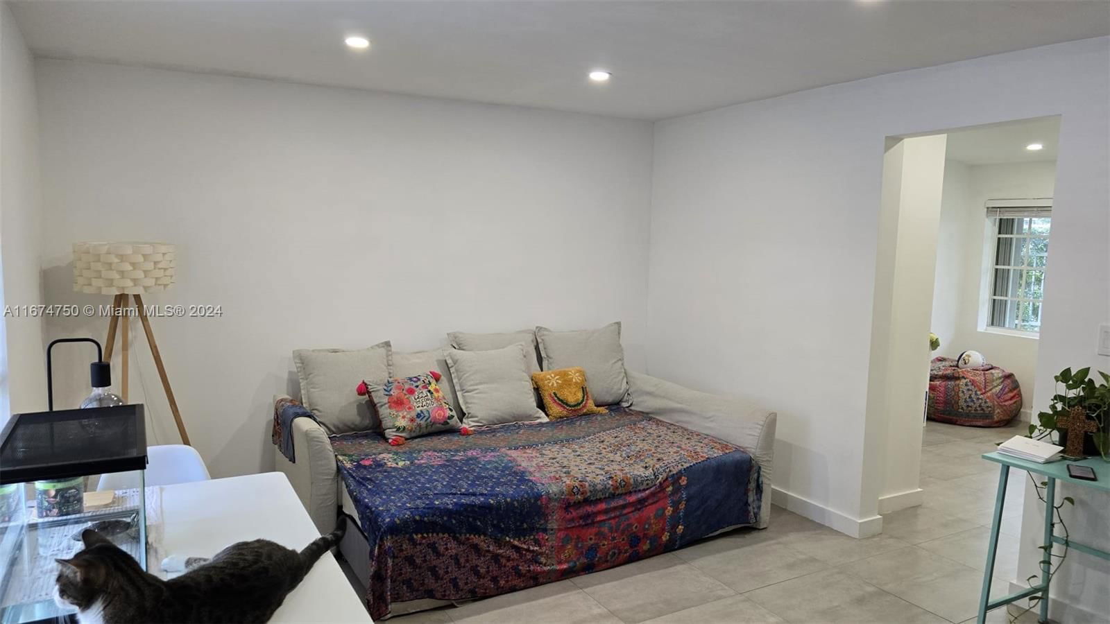 Real estate property located at 345 Michigan Ave #23, Miami-dade, Beach Manor Condo, Miami Beach, FL