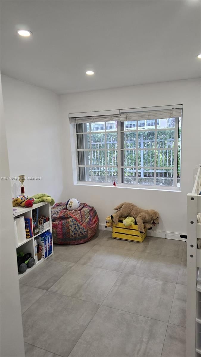 Real estate property located at 345 Michigan Ave #23, Miami-dade, Beach Manor Condo, Miami Beach, FL