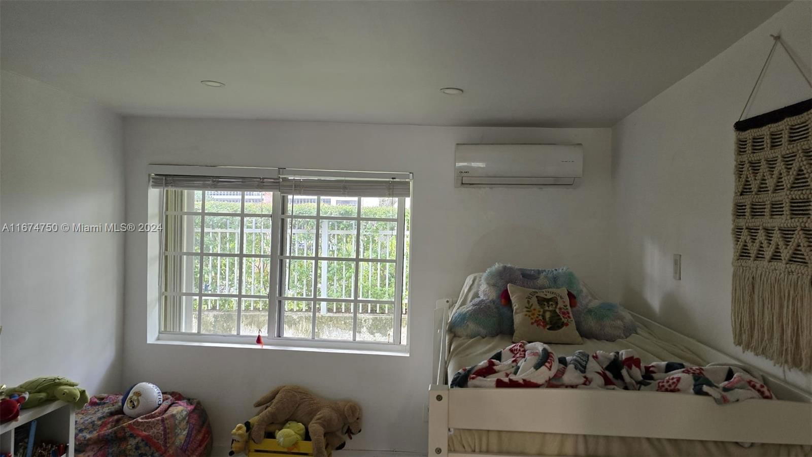 Real estate property located at 345 Michigan Ave #23, Miami-dade, Beach Manor Condo, Miami Beach, FL