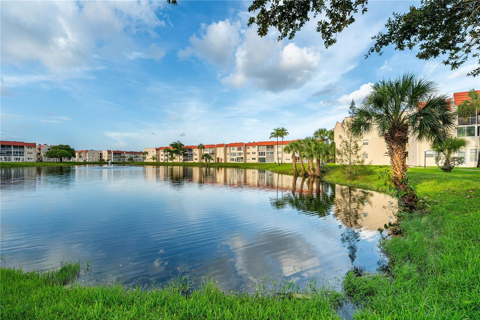 Real estate property located at 2651 Sunrise Lakes Drive #309, Broward, SUNRISE LAKES 9 CONDO, Sunrise, FL