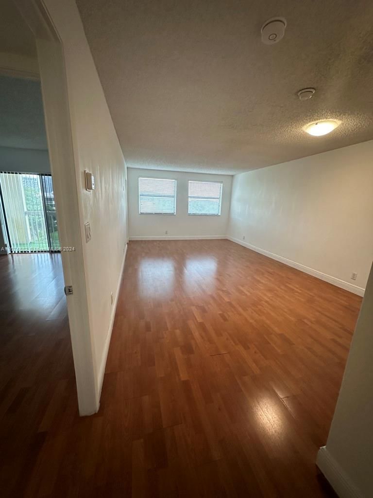 Real estate property located at 8160 Geneva Ct #509, Miami-Dade, LAS VISTAS AT DORAL CONDO, Doral, FL