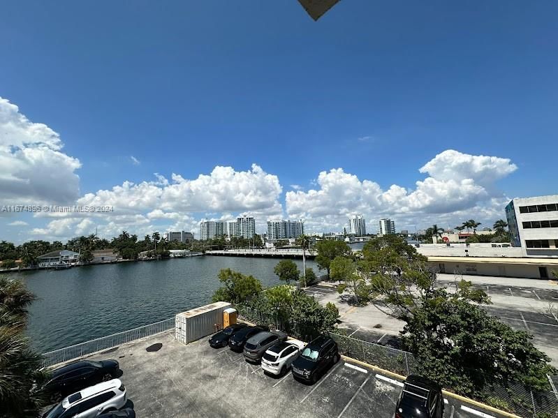 Real estate property located at 1455 Treasure Dr #4A, Miami-Dade, ISLAND PLACE AT NORTH BAY, North Bay Village, FL