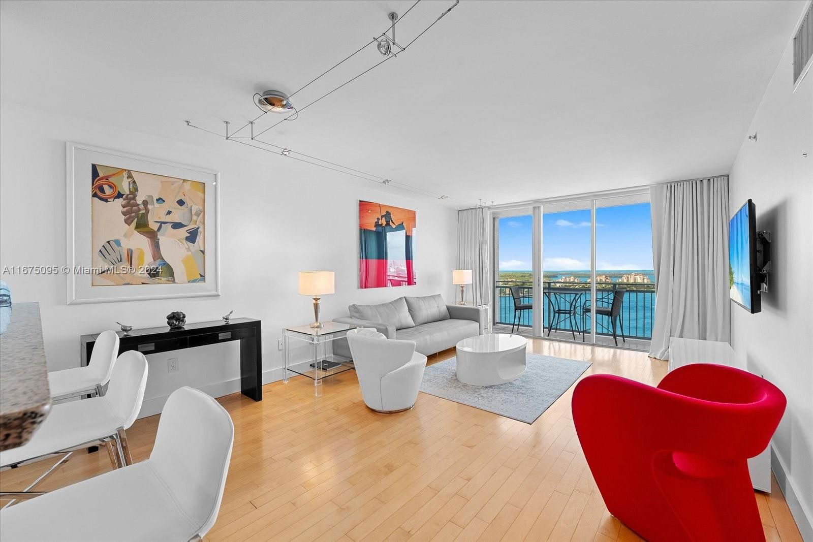 Real estate property located at 90 Alton Rd #2206, Miami-dade, Yacht Club At Portofino C, Miami Beach, FL