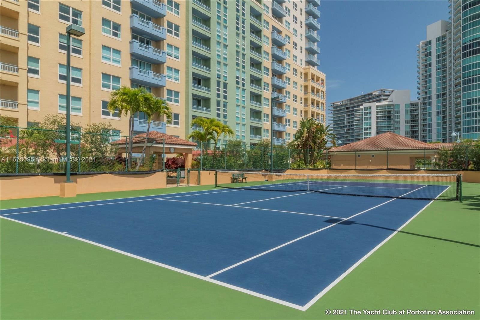Real estate property located at 90 Alton Rd #2206, Miami-dade, Yacht Club At Portofino C, Miami Beach, FL