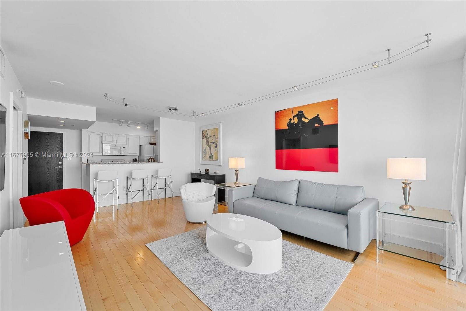 Real estate property located at 90 Alton Rd #2206, Miami-dade, Yacht Club At Portofino C, Miami Beach, FL