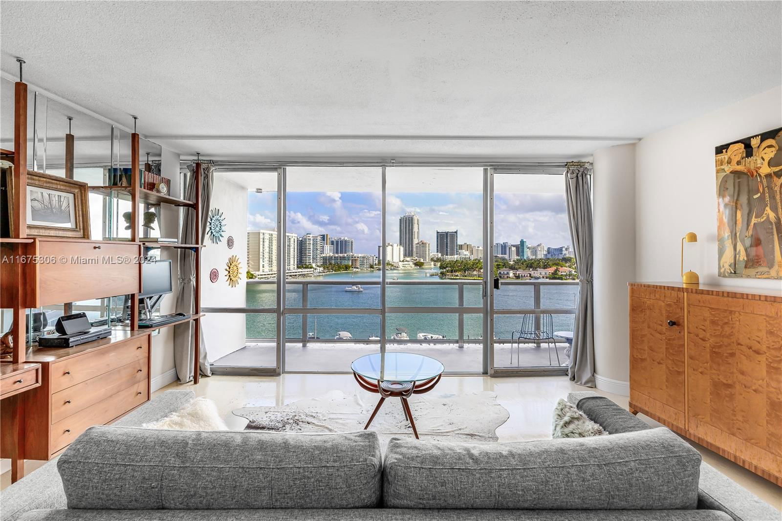 Real estate property located at 900 Bay Dr #710, Miami-Dade, KING COLE CONDO, Miami Beach, FL