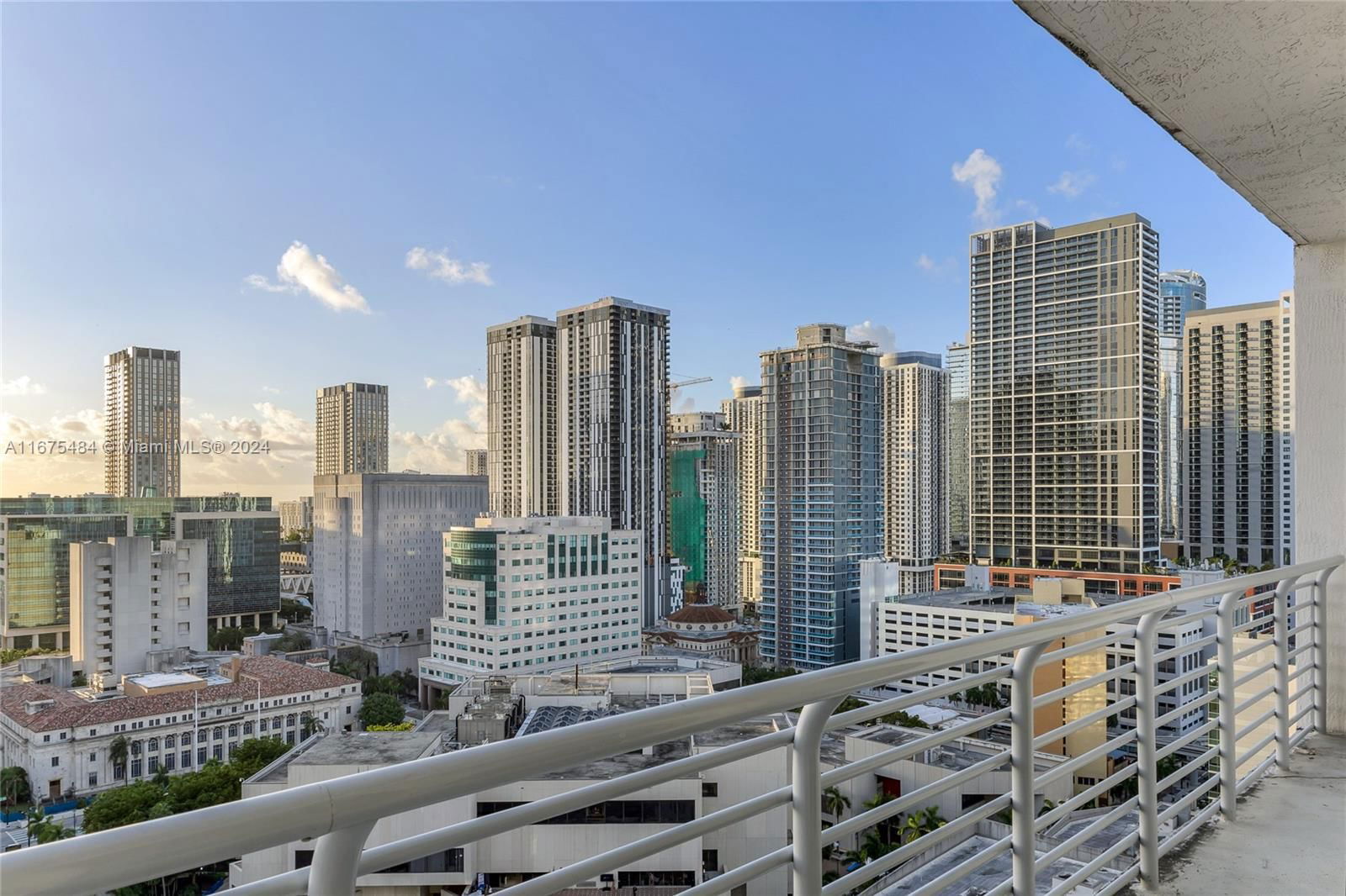 Real estate property located at 234 3rd St #2205, Miami-Dade, THE LOFT DOWNTOWN CONDO, Miami, FL