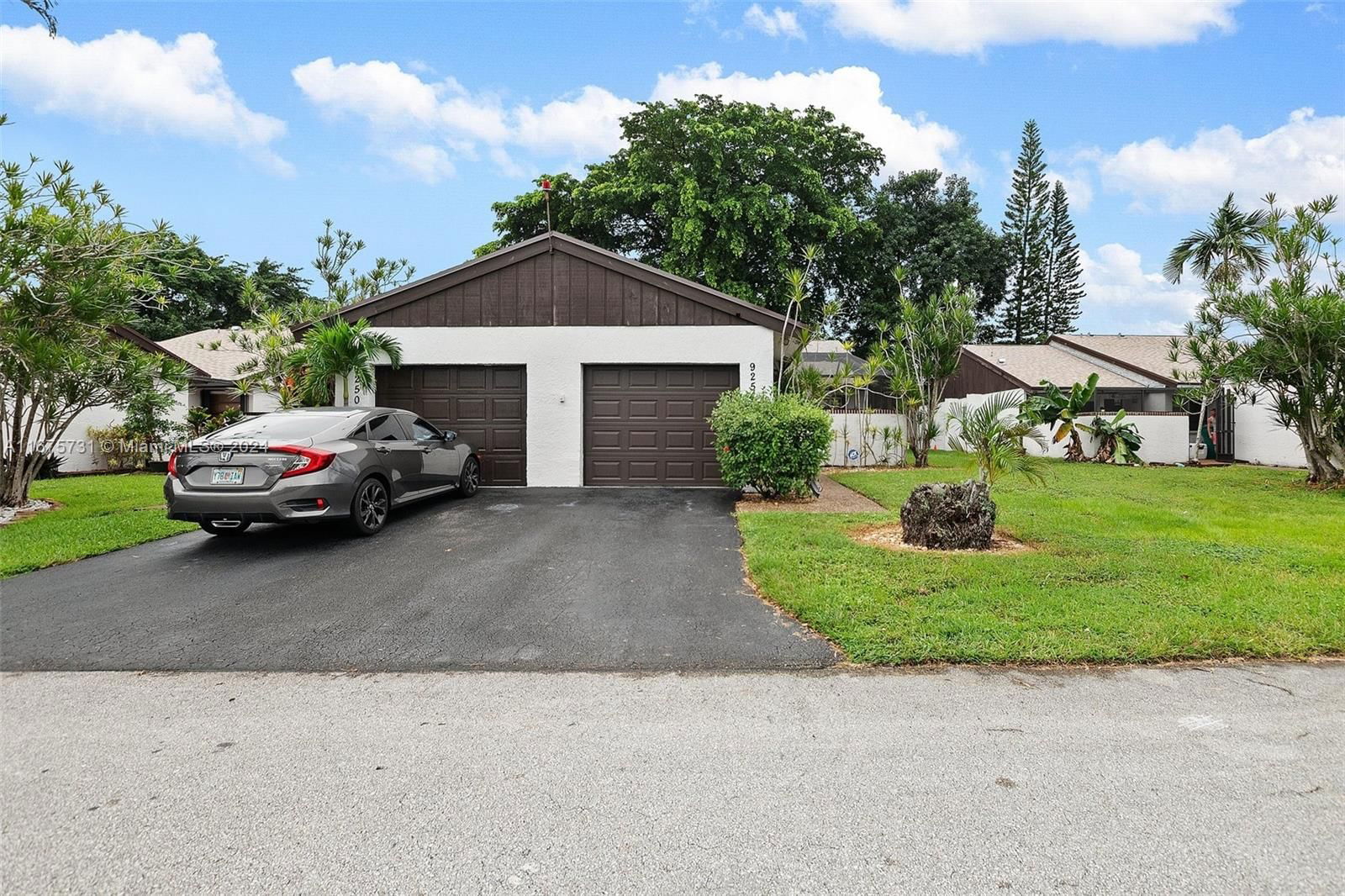 Real estate property located at 9254 Wedgewood Ln, Broward, WEDGEWOOD CONDOMINIUM, Tamarac, FL