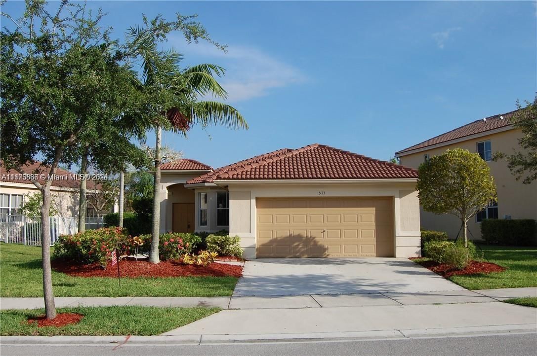 Real estate property located at 513 Live Oak Ln, Broward, SAVANNA - SECTOR 2, Weston, FL