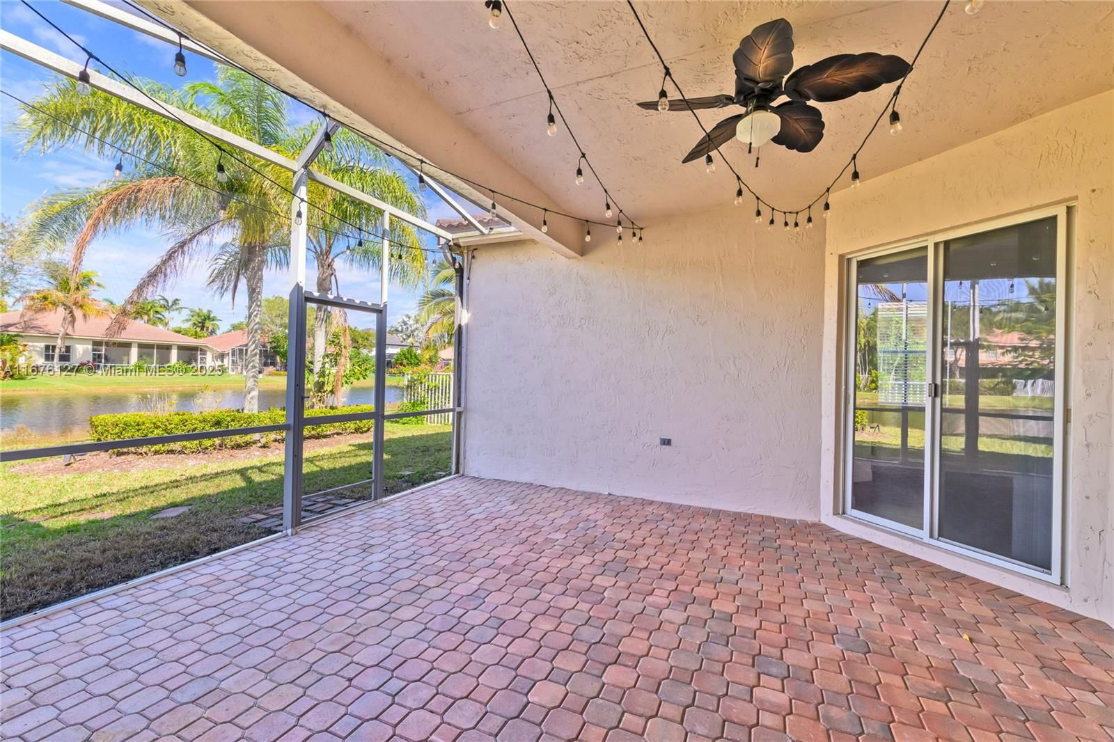 Real estate property located at 1068 Lavender Cir, Broward, Sector 2-parcels 17 18 19, Weston, FL