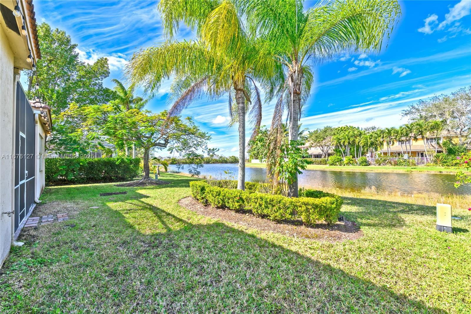 Real estate property located at 1068 Lavender Cir, Broward, Sector 2-parcels 17 18 19, Weston, FL