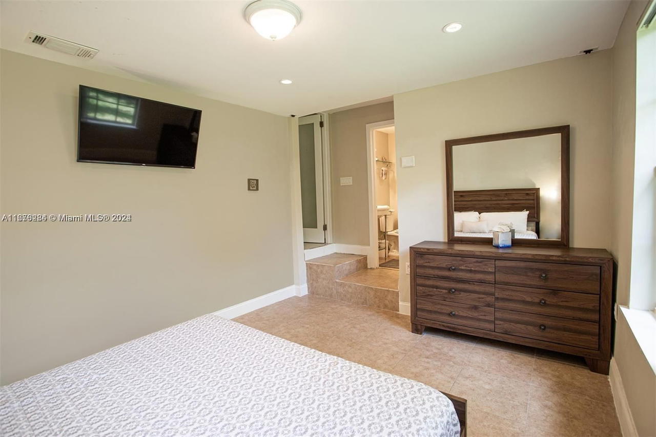 Real estate property located at 1531 Moffett St, Broward, Sunset Trails No 5, Hollywood, FL