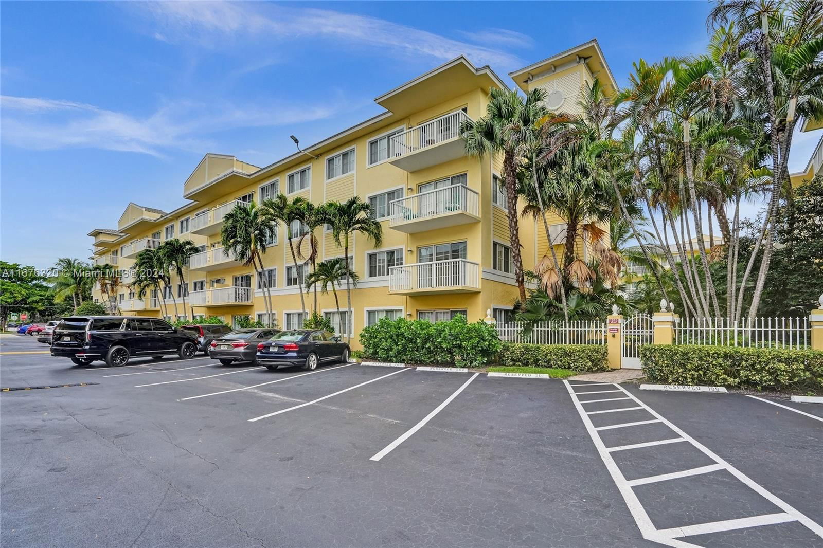 Real estate property located at 1515 Broward Blvd #416, Broward, PINE CREST VILLAGE, Fort Lauderdale, FL