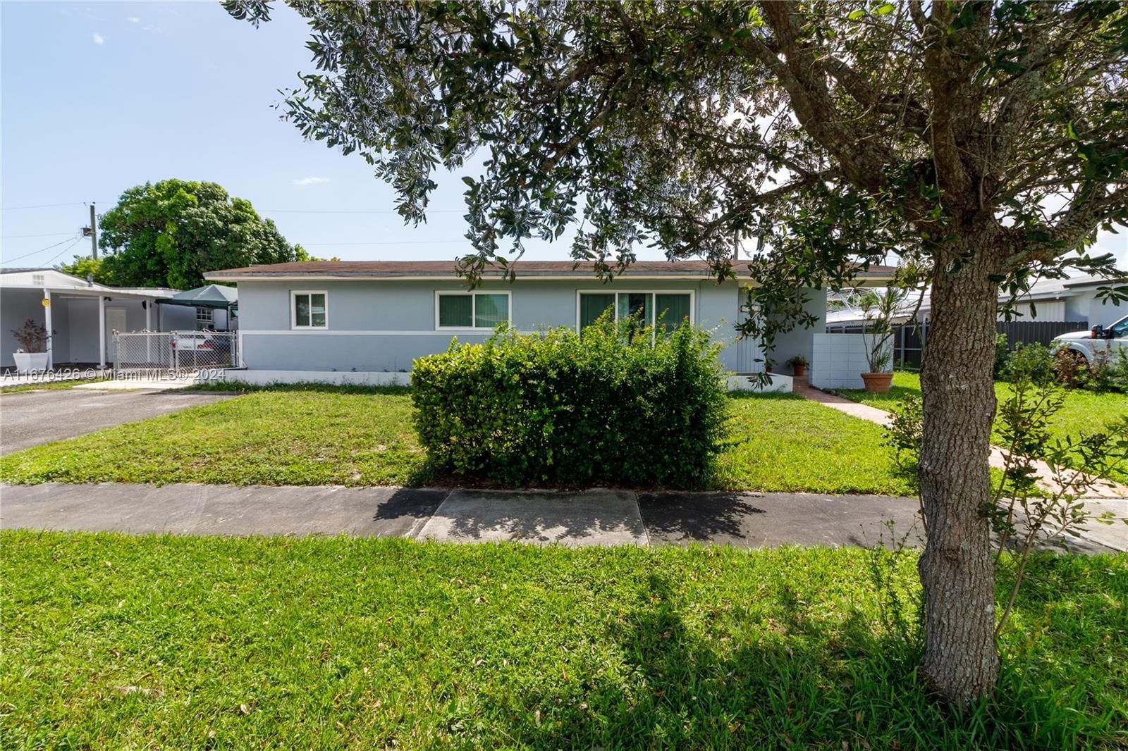 Real estate property located at 9970 214th St, Miami-Dade, CUTLER RIDGE SEC 7, Cutler Bay, FL