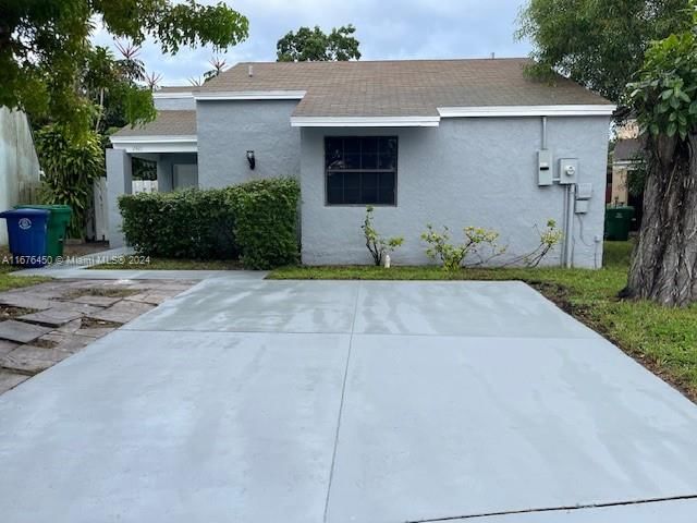 Real estate property located at 2421 84th Ave, Broward, UNIVERSITY PARK PARCELS 9, Miramar, FL