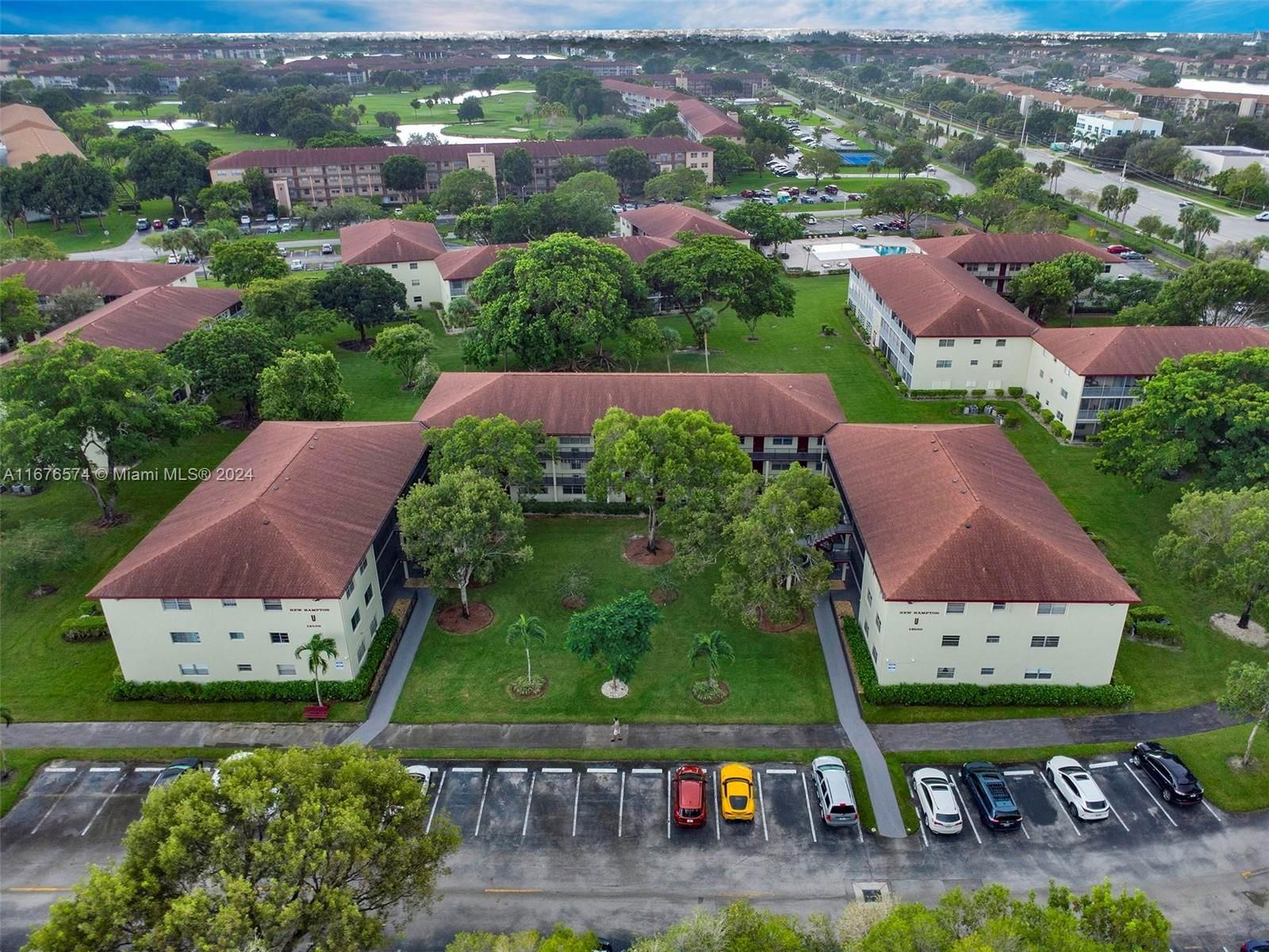 Real estate property located at 13500 1st St #110U, Broward, NEW HAMPTON AT CENTURY VI, Pembroke Pines, FL