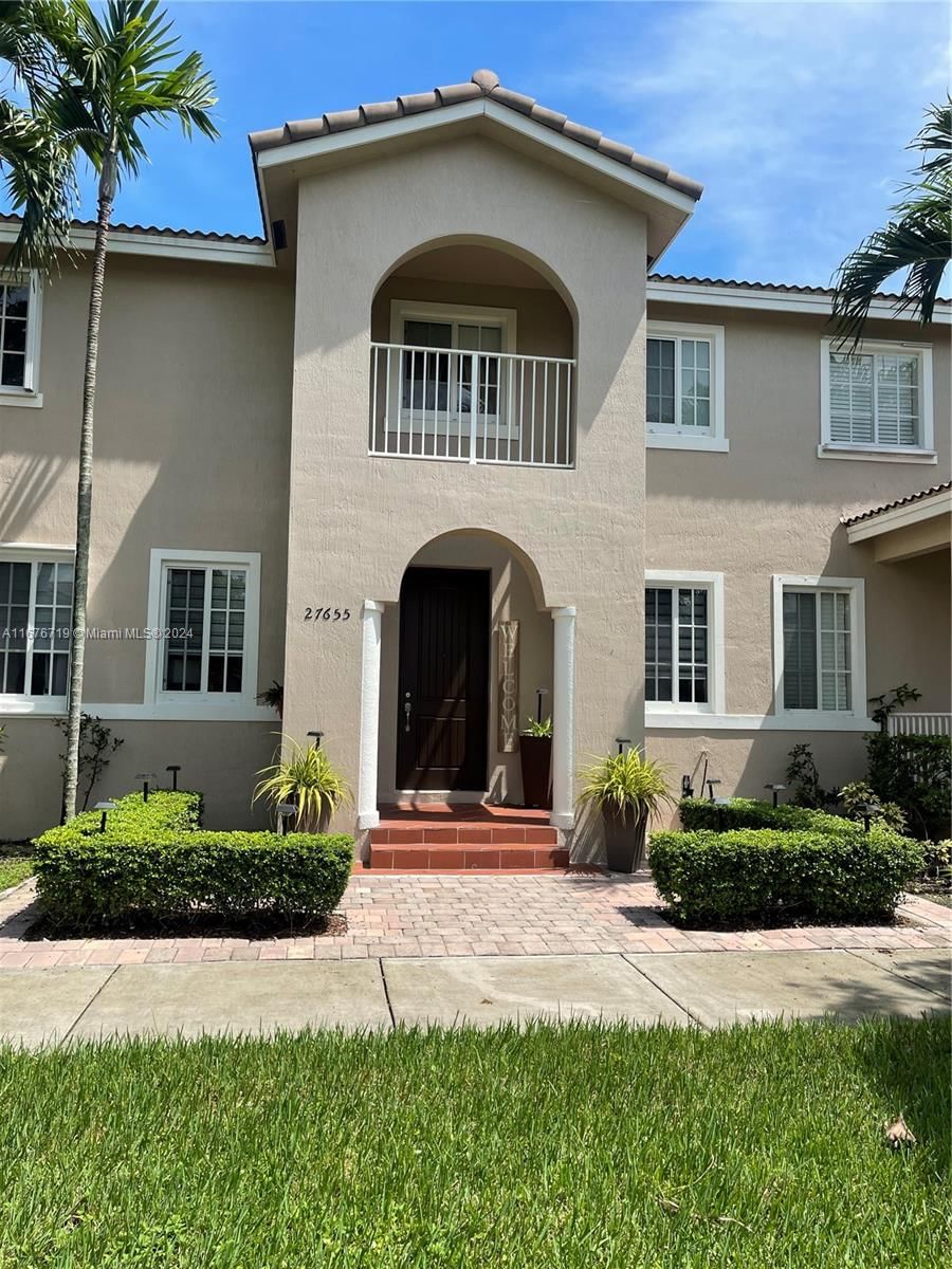 Real estate property located at 27655 142nd Ave, Miami-Dade, MANDARIN LAKES, Homestead, FL