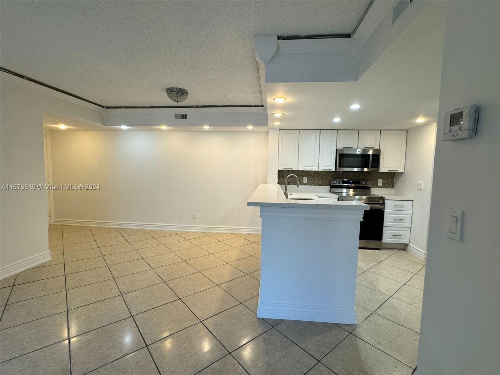 Real estate property located at 9200 Atlantic Blvd #1427, Broward, VISCONTI CONDO, Coral Springs, FL