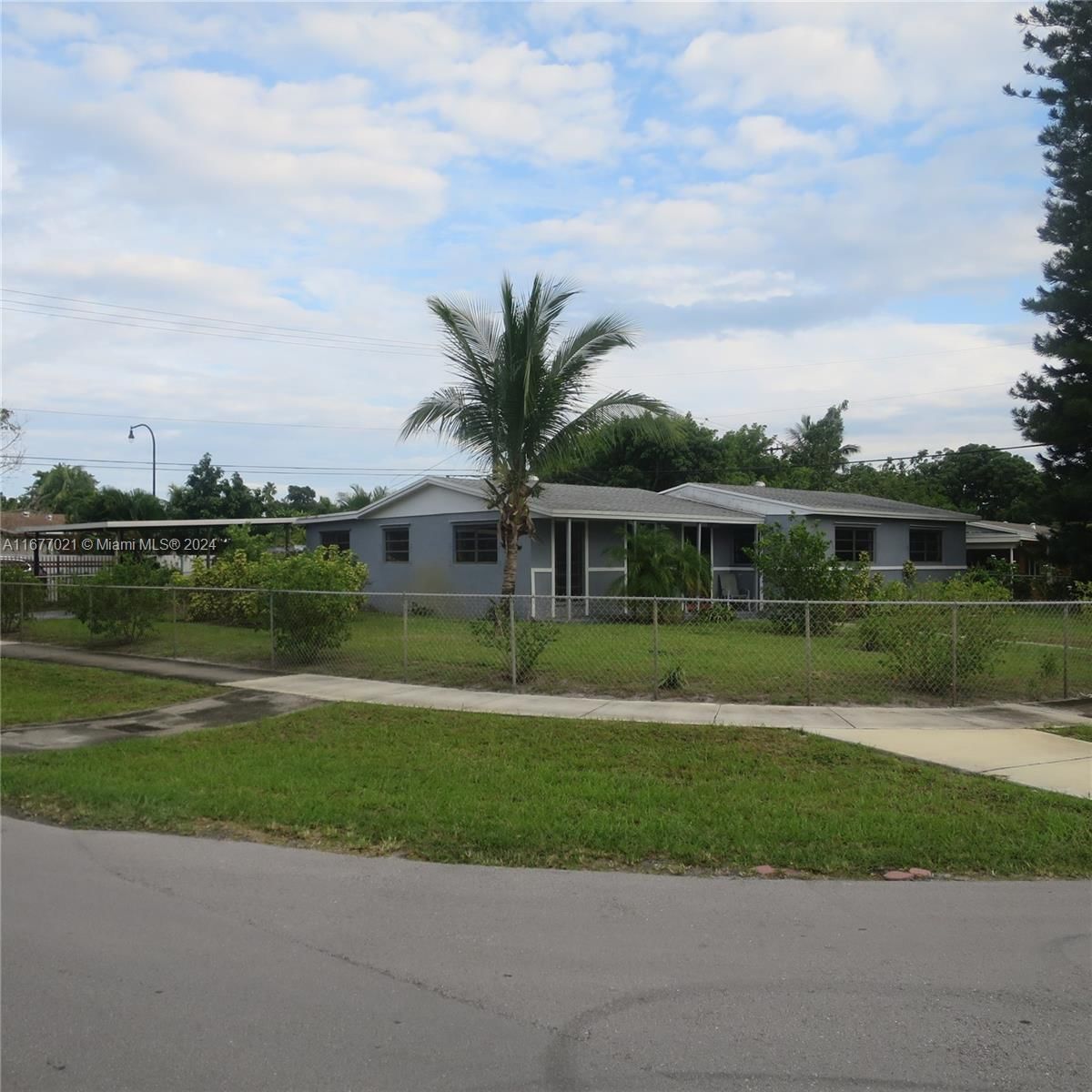 Real estate property located at 19021 12th Ct, Miami-Dade, NORWOOD 5TH ADDN SEC 2, Miami Gardens, FL